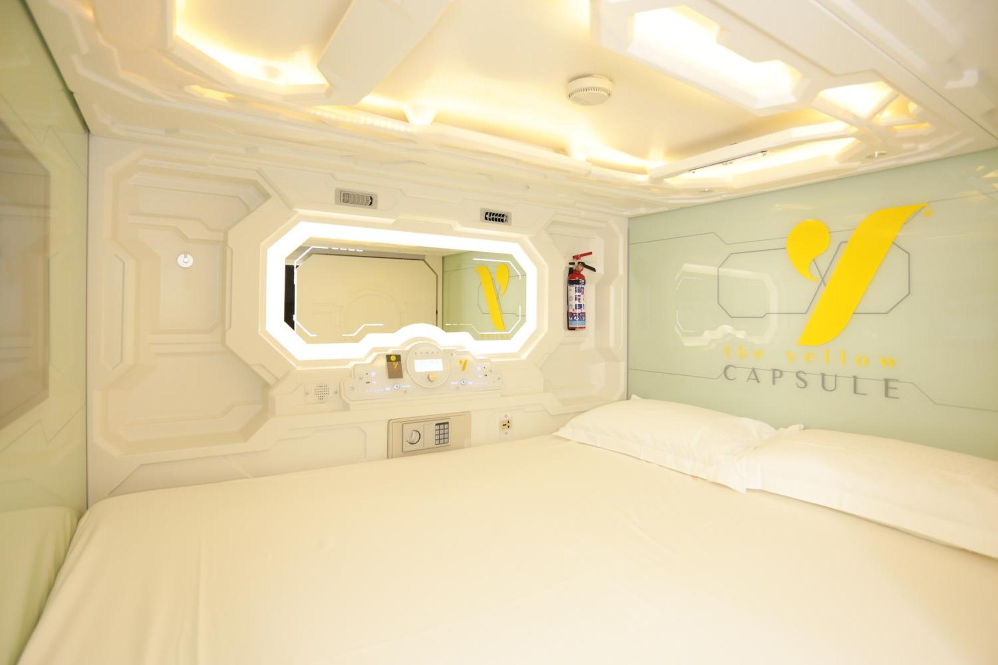 The Yellow Capsule Cancun Close To Airport المظهر الخارجي الصورة
