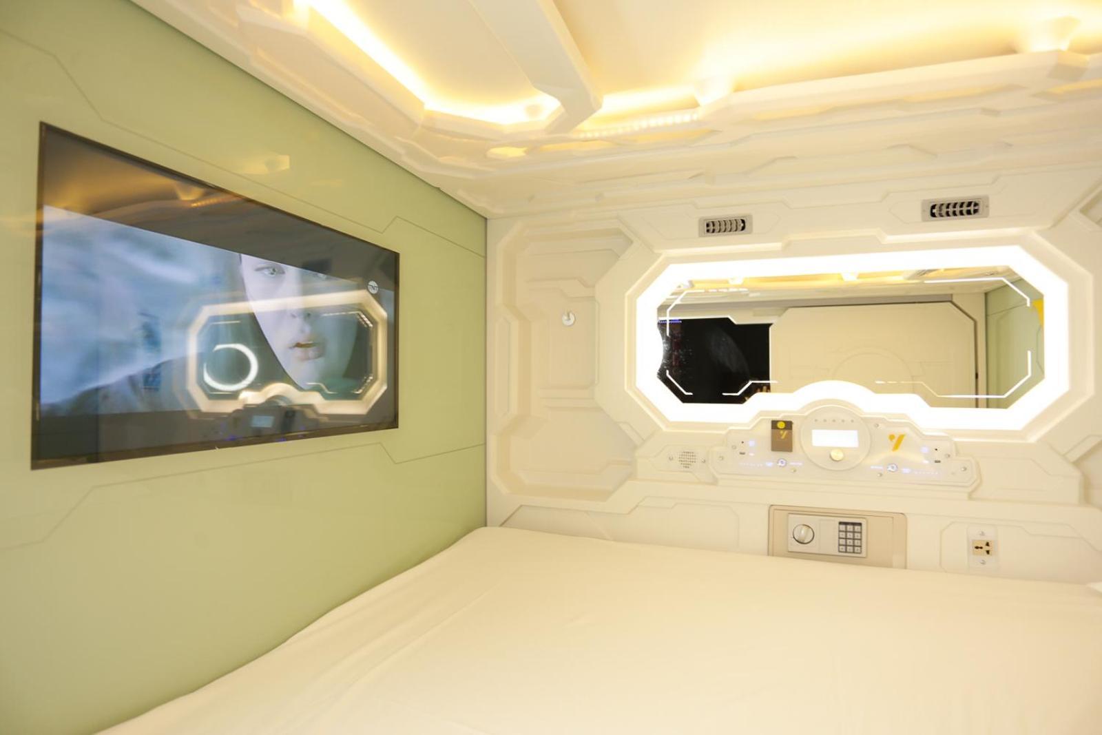 The Yellow Capsule Cancun Close To Airport المظهر الخارجي الصورة