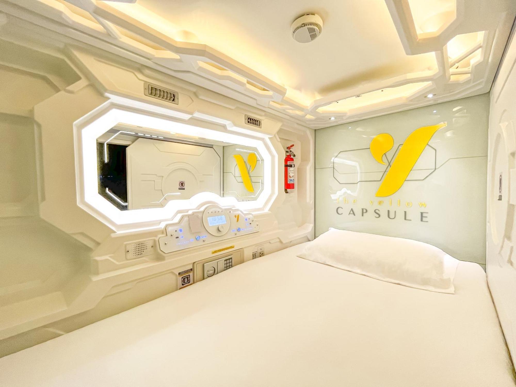 The Yellow Capsule Cancun Close To Airport المظهر الخارجي الصورة